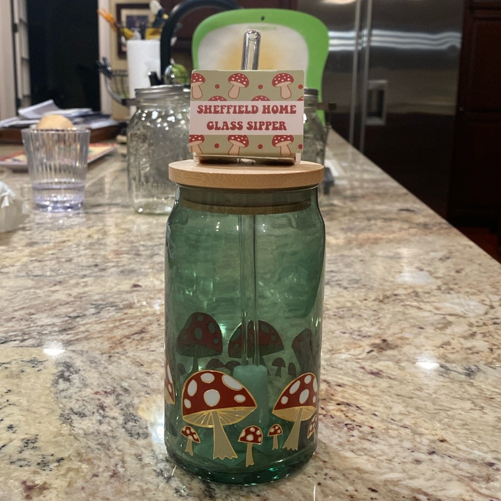 mushroom water cup
